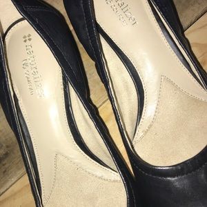 Naturalizer low heels